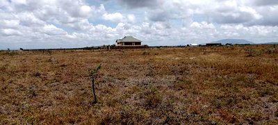 Vacant Plot for Sale at Malaa - Image 1