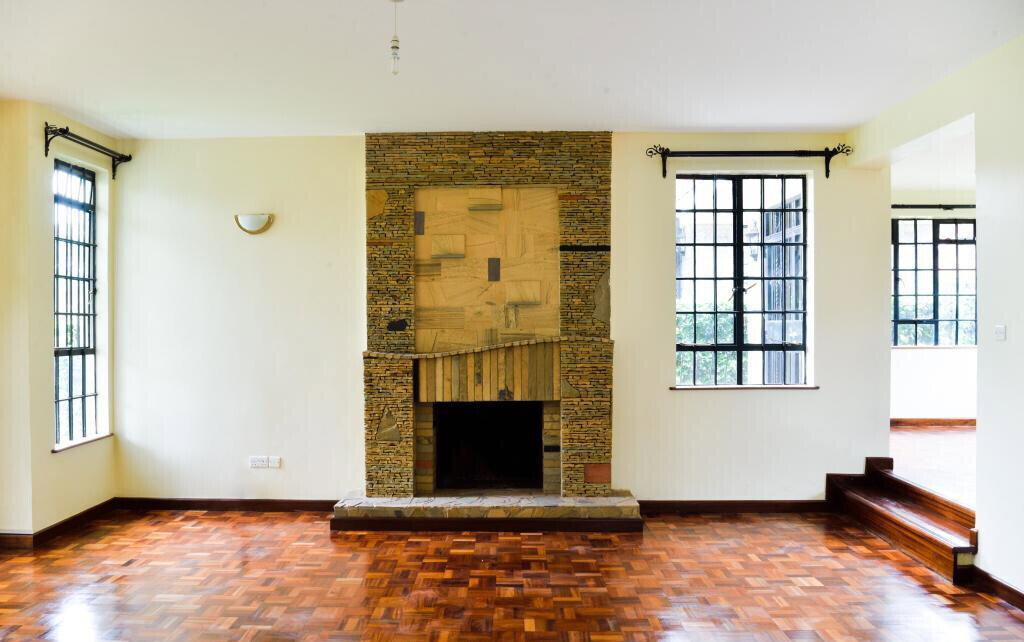 5-Bed Townhouse with Sunken Lounge & Expansive Garden – Karen