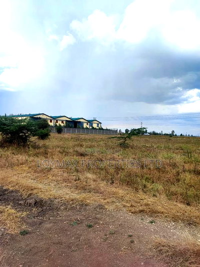 50/100 Second Row From Tarmac in Kitengela Before Kisaju . - Image 1