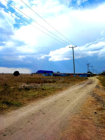 50/100 Second Row From Tarmac in Kitengela Before Kisaju . - Image 8