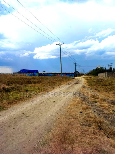 50/100 Second Row From Tarmac in Kitengela Before Kisaju . - Image 9