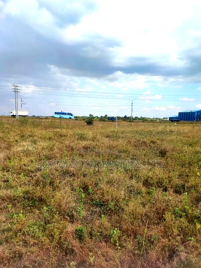 50/100 Second Row From Tarmac in Kitengela Before Kisaju . - Image 6