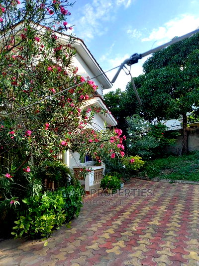 4bdrm Maisonette in Links Rd, Nyali for Sale - Image 8