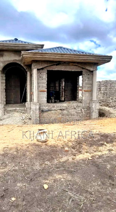 3bdrm Bungalow in Kamulu for sale - Image 13