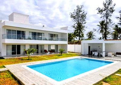 4BR Beachfront Villa at KSh 75K