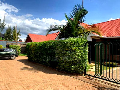 3bdrm Bungalow in Kenyatta Road / Theta for rent - Image 1