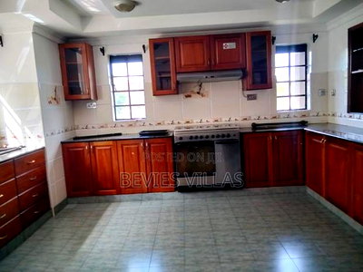 5bdrm Duplex in Kileleshwa for rent - Image 2