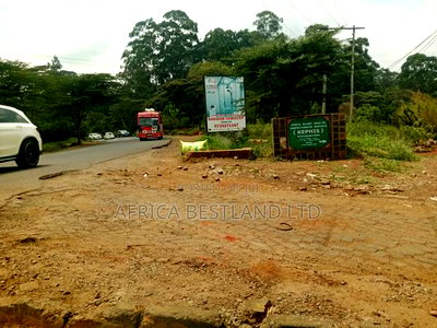 8 Acres in Karen Nairobi County - Image 3