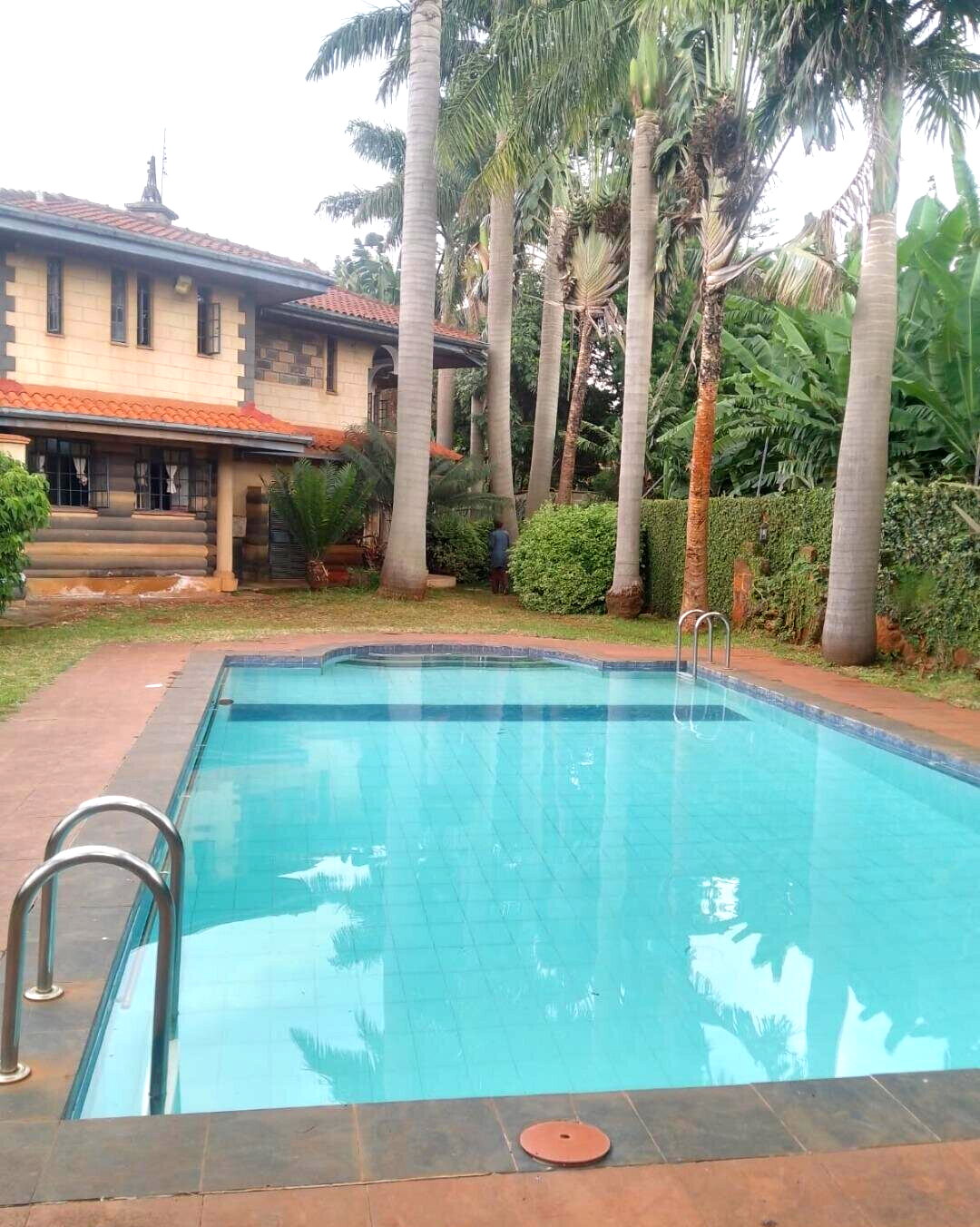 1/2 Acre Garden Home at KSh 370K