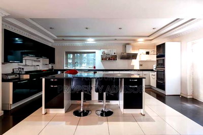 3bdrm Mansion in 3 Acres Muthaiga for sale - Image 11