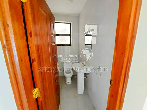 3bdrm Apartment in Parkland, Parklands/Highridge for rent