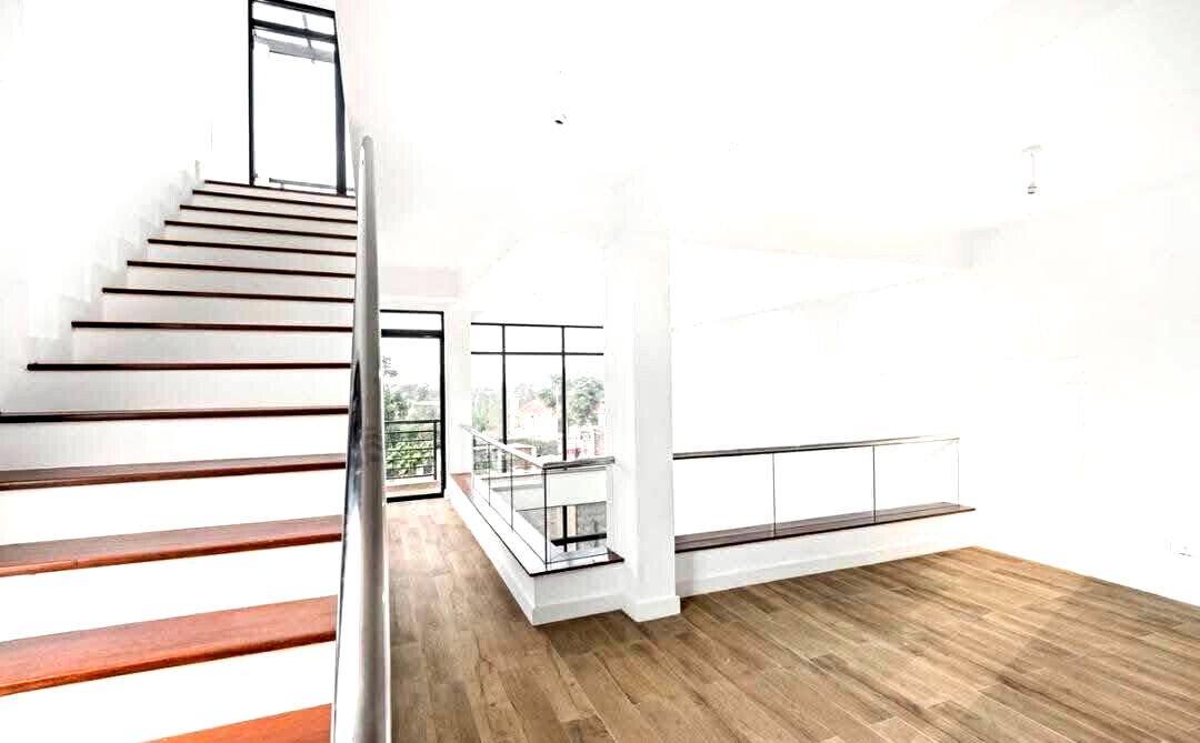 4BR All-Ensuite Townhouse with Valley Views & DSQ - Loresho