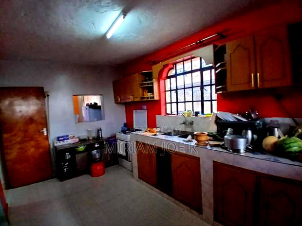 5bdrm Maisonette in Landless, Thika for sale