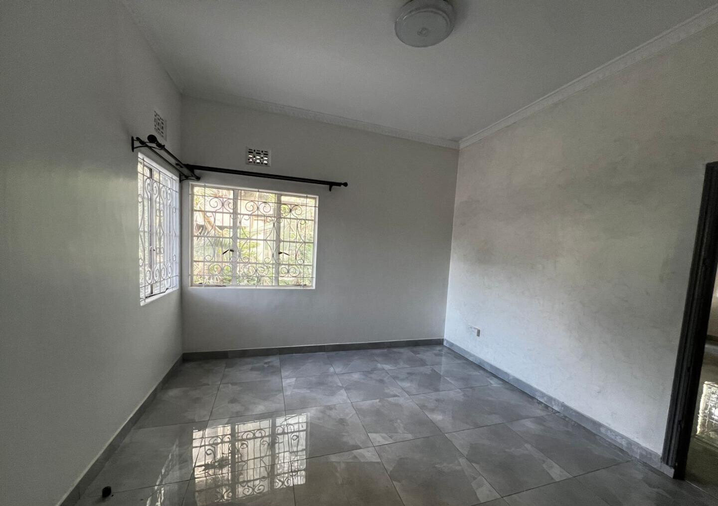 0.16 Acre 5BR Haven at KSh 350K