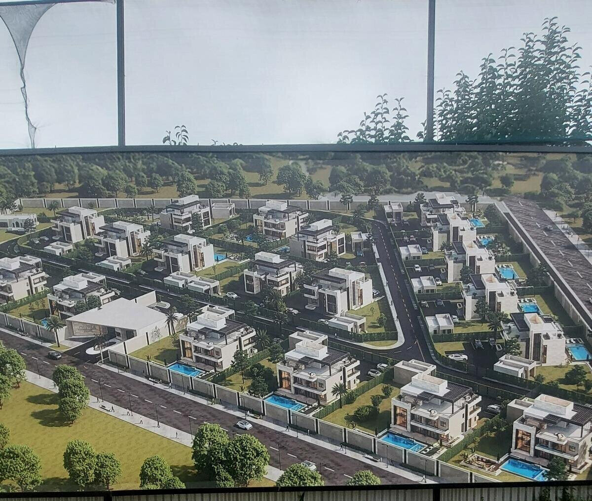 5-Ensuite Townhouse with Heated Pool & Rooftop Deck – Hardy, Karen