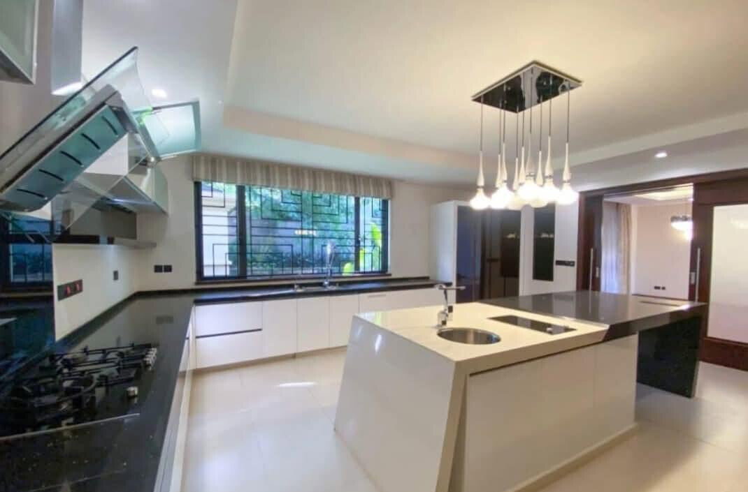 Ambassadorial 5BR Home on 0.75 Acre with Temple & Gym - Runda