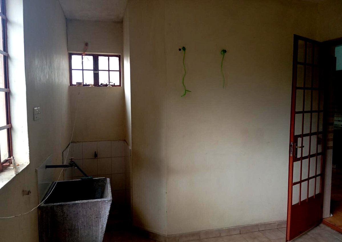 3BR Low-Rise Gem with Backup Power - Westlands Avenue
