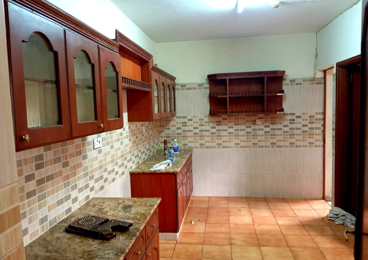 3BR Low-Rise Gem with Backup Power - Westlands Avenue