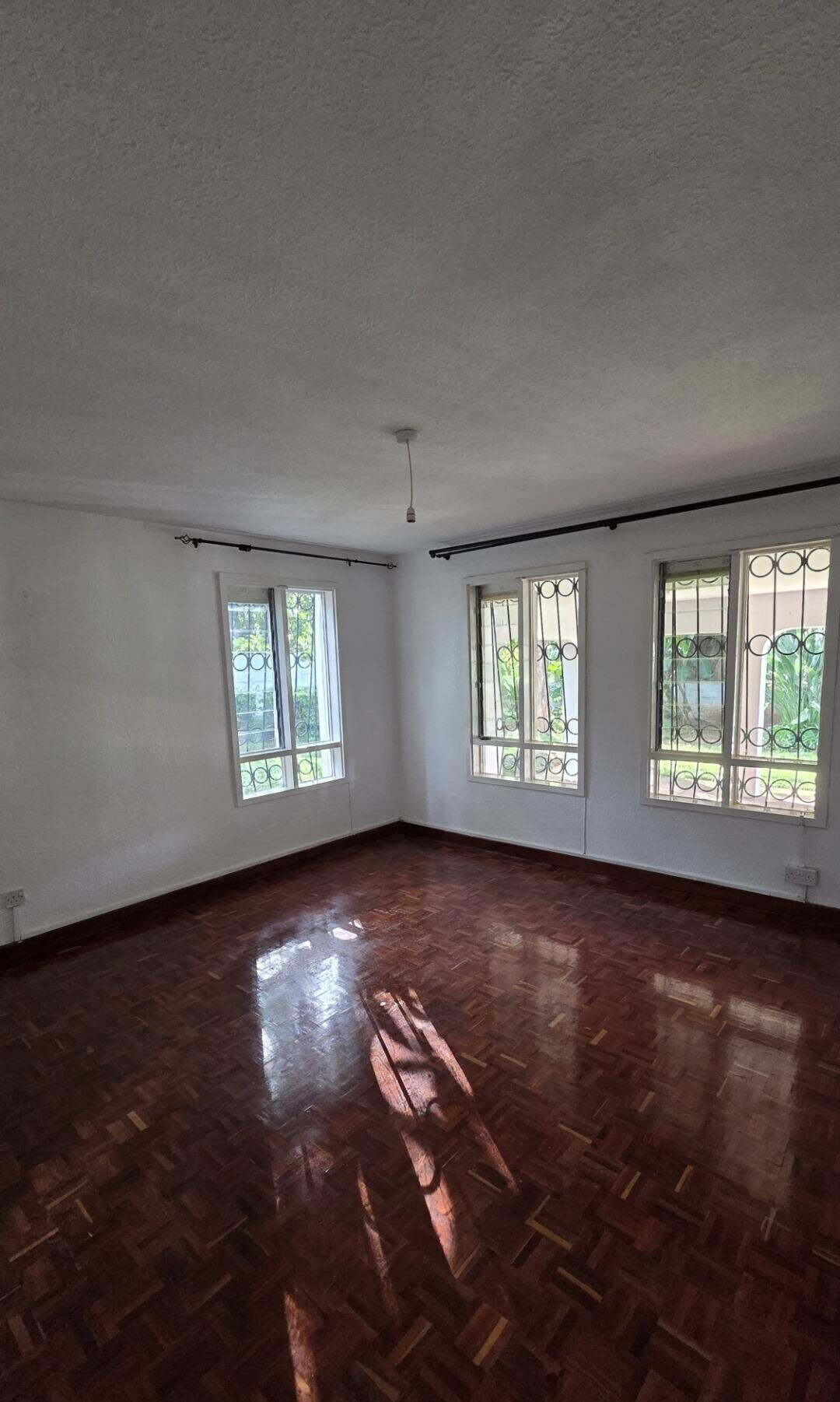 KSh 400K 4BR Garden Home