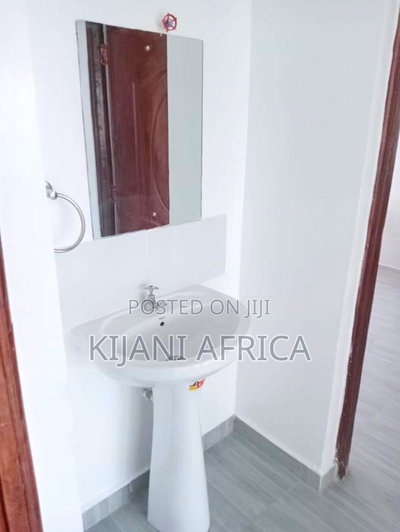 4bdrm Bungalow in Joska for sale - Image 4