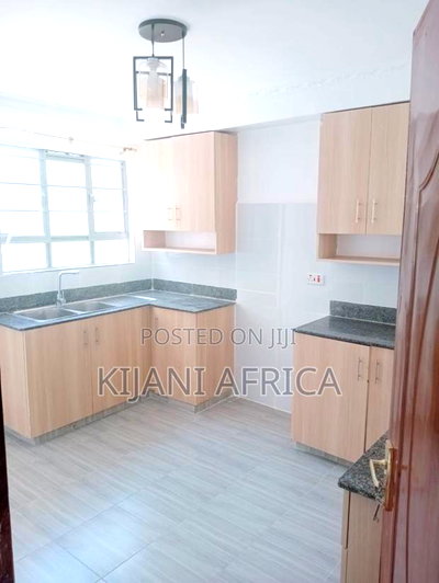 4bdrm Bungalow in Joska for sale - Image 6