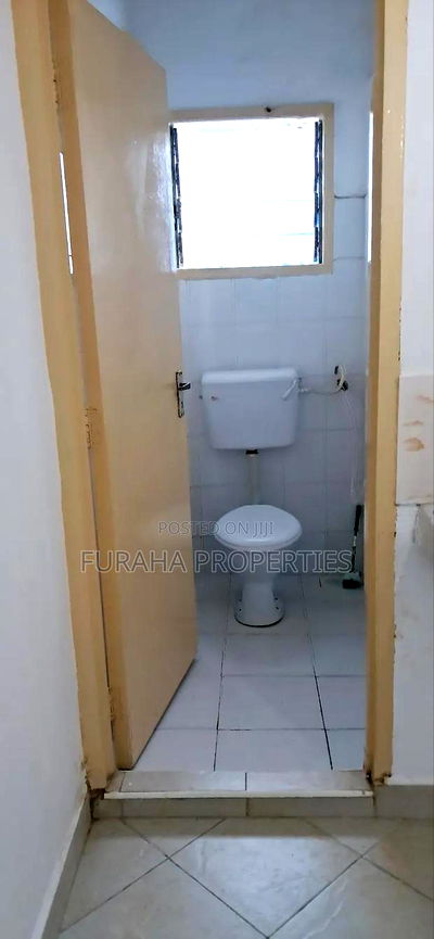 2bdrm Bungalow in Bamburi for sale - Image 5