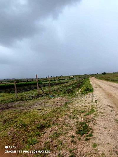 10 Acres in Sale in Isinya (Kajiado County) - Image 1