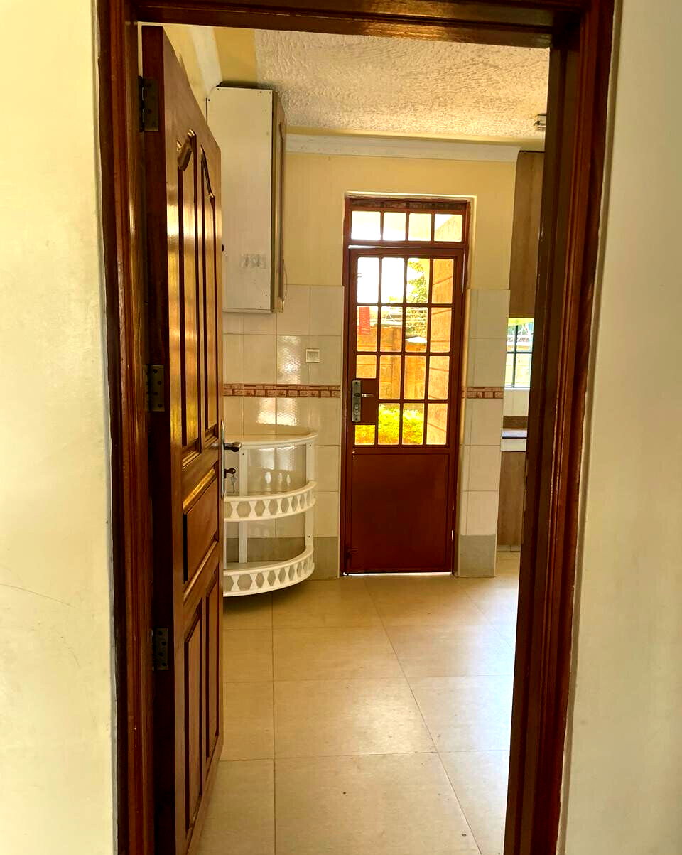 4BR Townhouse with DSQ & Study in Gated Estate - Muthaiga North