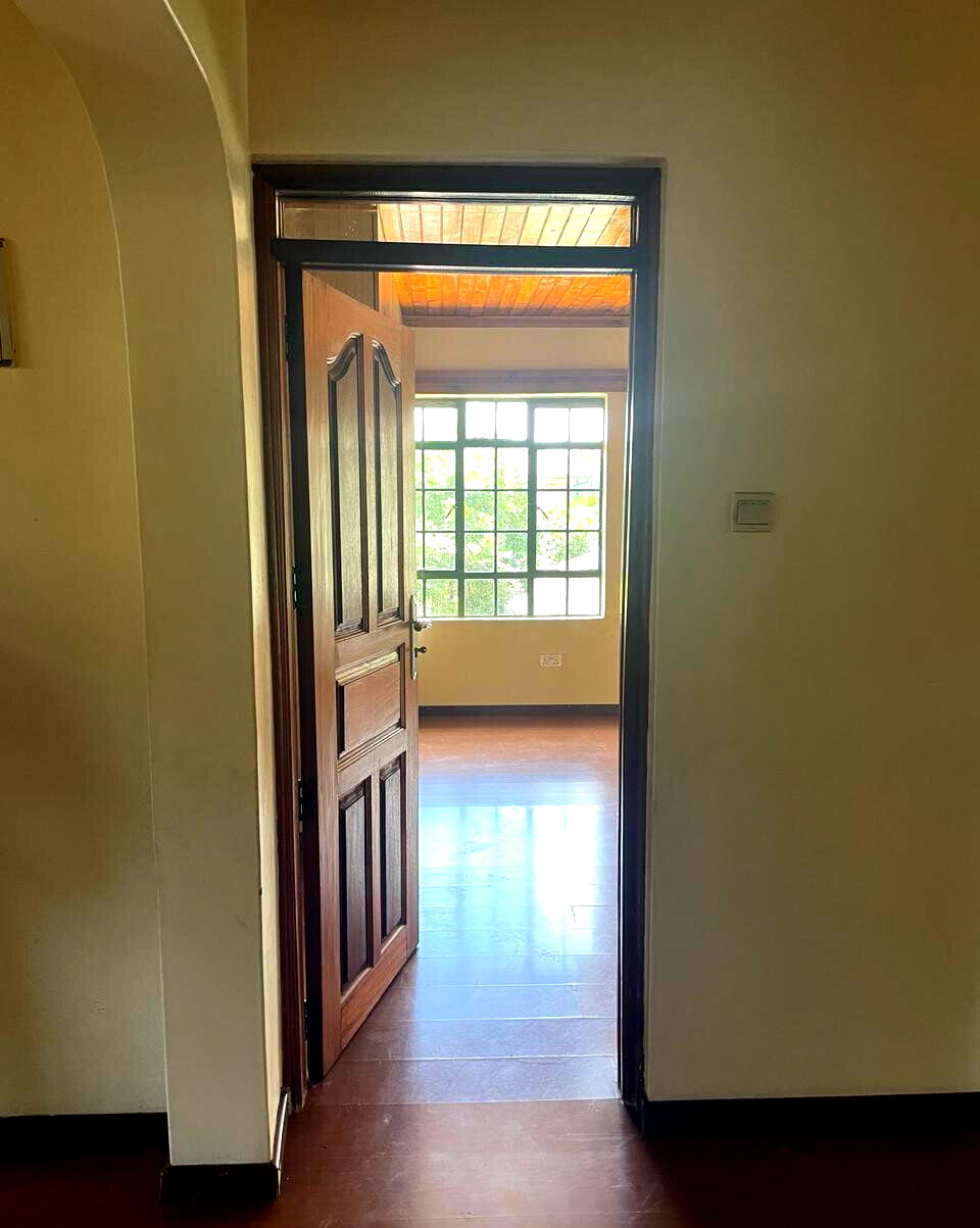 4BR Townhouse with DSQ & Study in Gated Estate - Muthaiga North