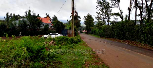 5 Acres Fronting Tarmarc for Sale in Ngong, Maragara Road.