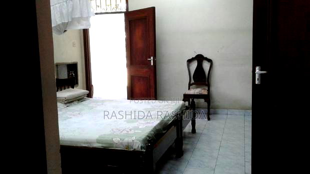 5bdrm House in Kizingo for sale