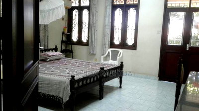 5bdrm House in Kizingo for sale - Image 8