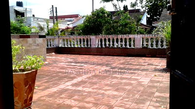 5bdrm House in Kizingo for sale - Image 12