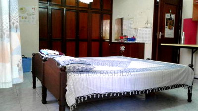 5bdrm House in Kizingo for sale - Image 6