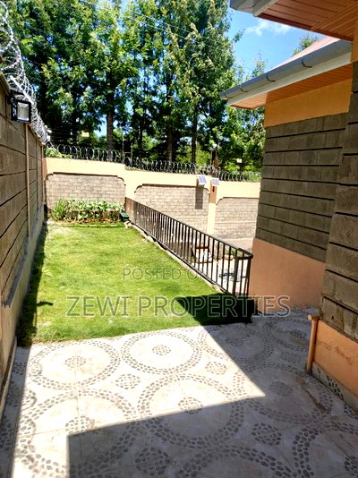 3bdrm Maisonette in Matasia for rent - Image 6