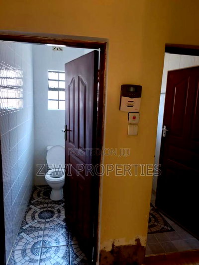 3bdrm Maisonette in Matasia for rent - Image 11