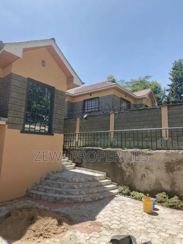 3bdrm Maisonette in Matasia for rent