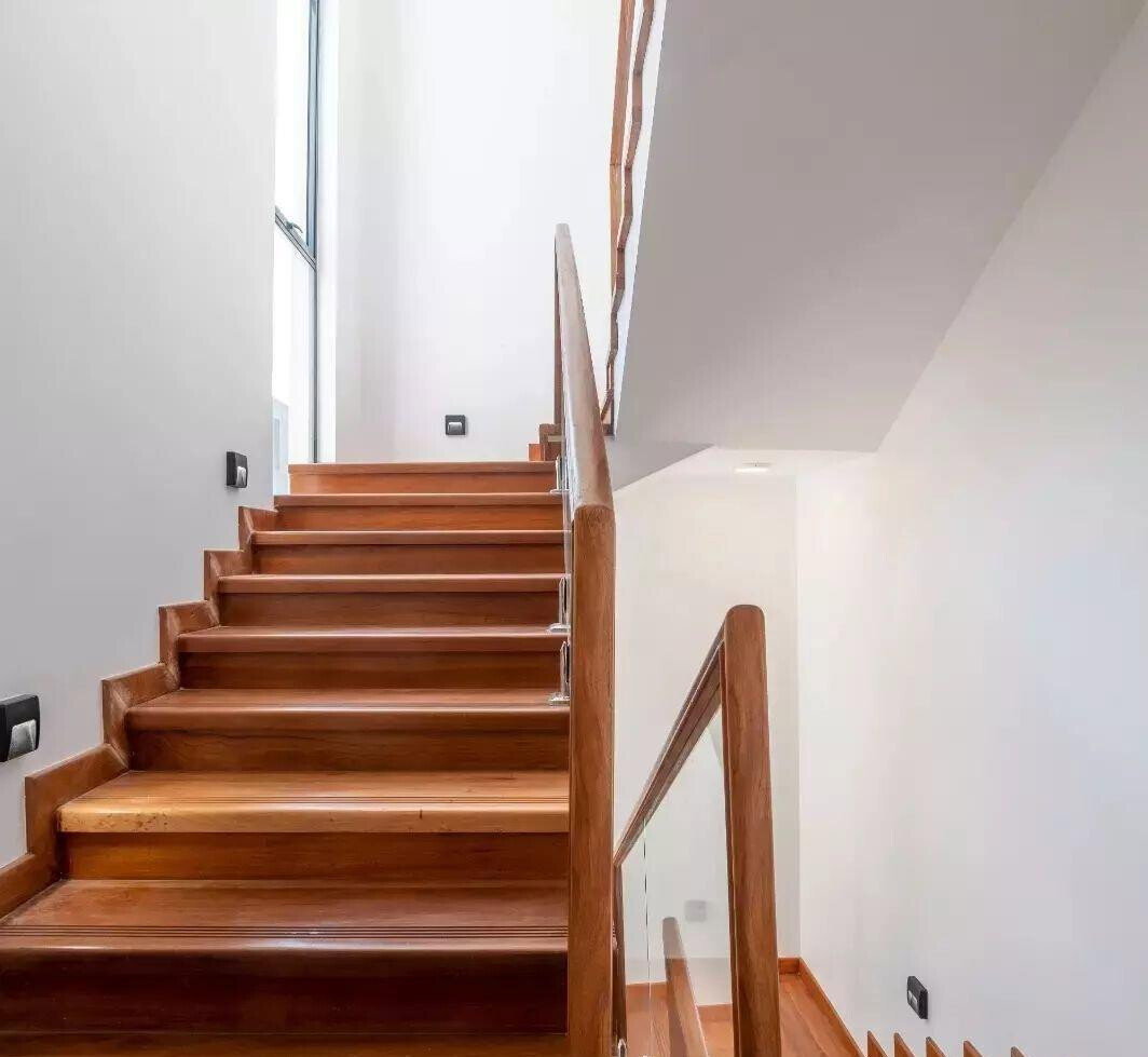 Ultra-Modern 5-Bed Townhouse in Luxury Gated Community - Lavington
