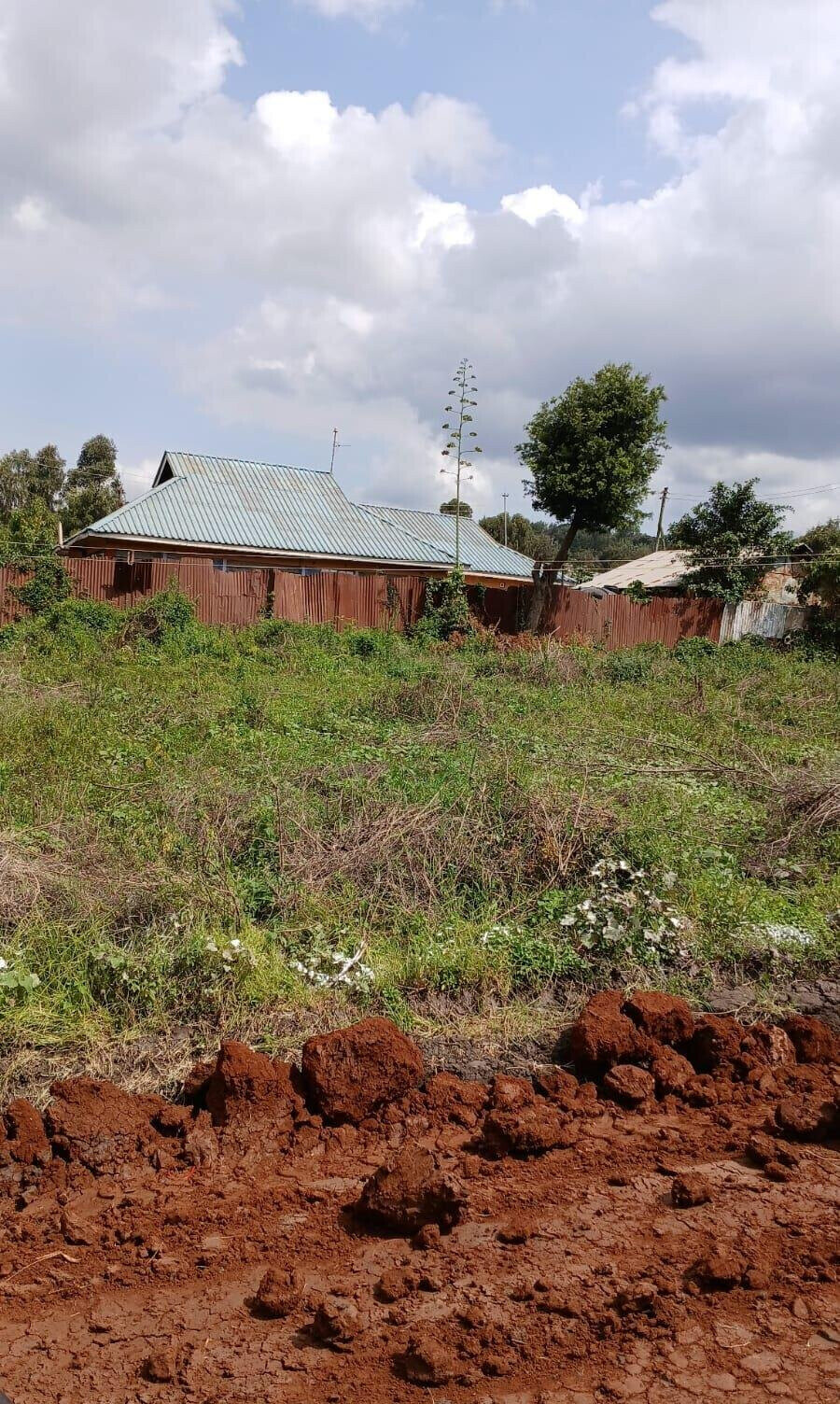 50x100 Plot in Ngong CBD at KSh 5M