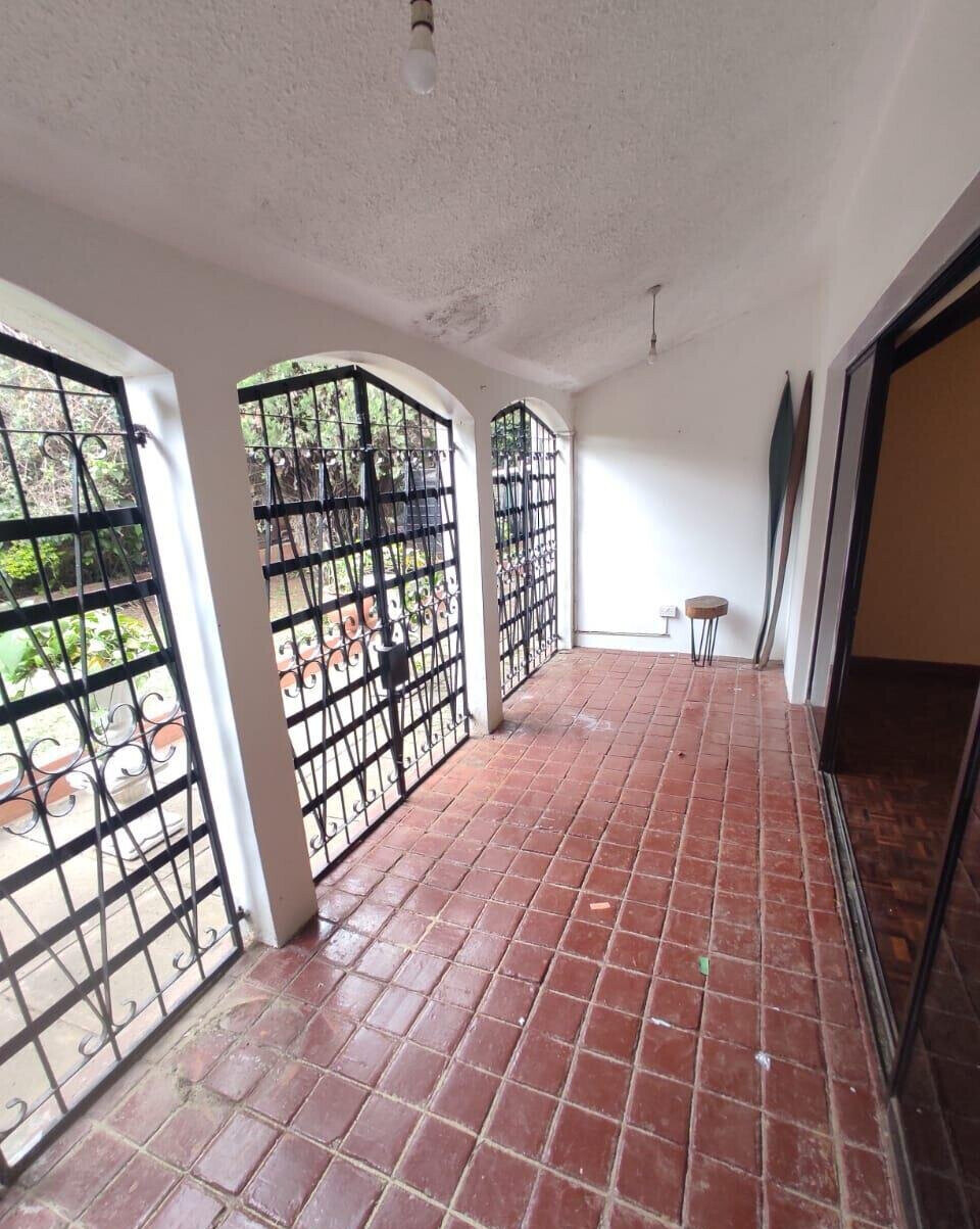 4BR Townhouse with Private Garden & Fireplace in Quiet Kilimani Court