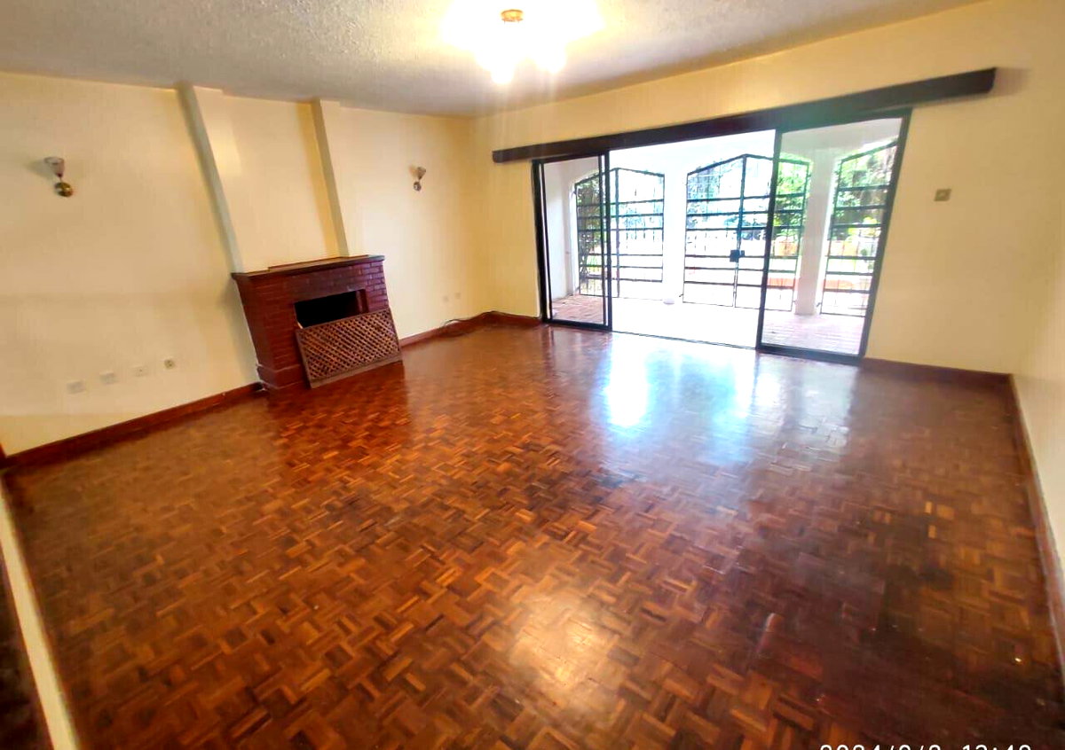 4BR Townhouse with Private Garden & Fireplace in Quiet Kilimani Court