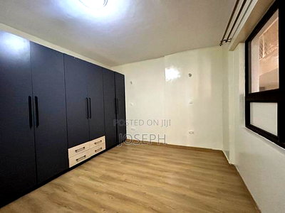 5bdrm Apartment in 3Rd Parklands for sale - Image 9