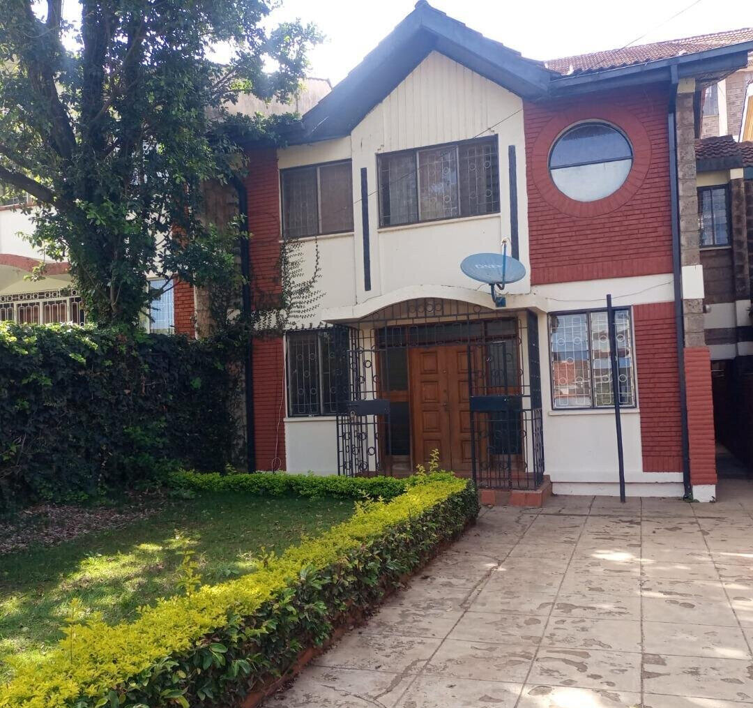 4BR Maisonette with DSQ & Private Garden - Kilimani