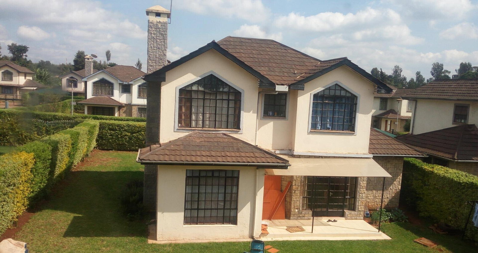 4BR Modern Villa with Private Garden & DSQ - Runda