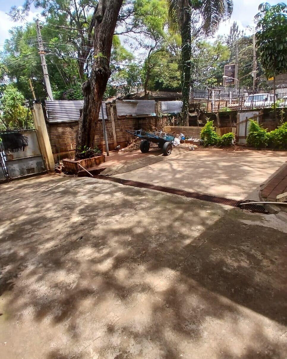 Quarter Acre 4BR Maisonette