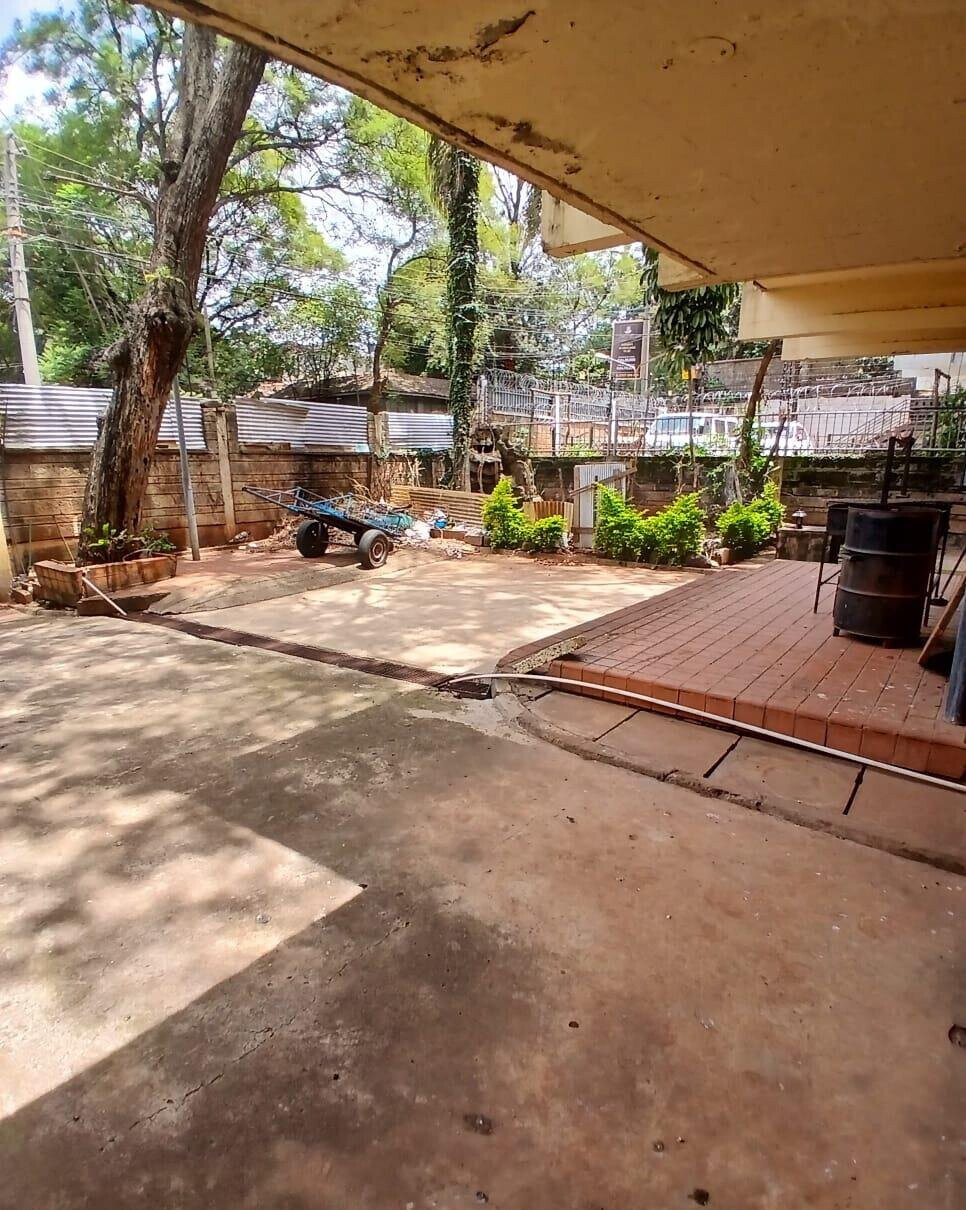 Quarter Acre 4BR Maisonette