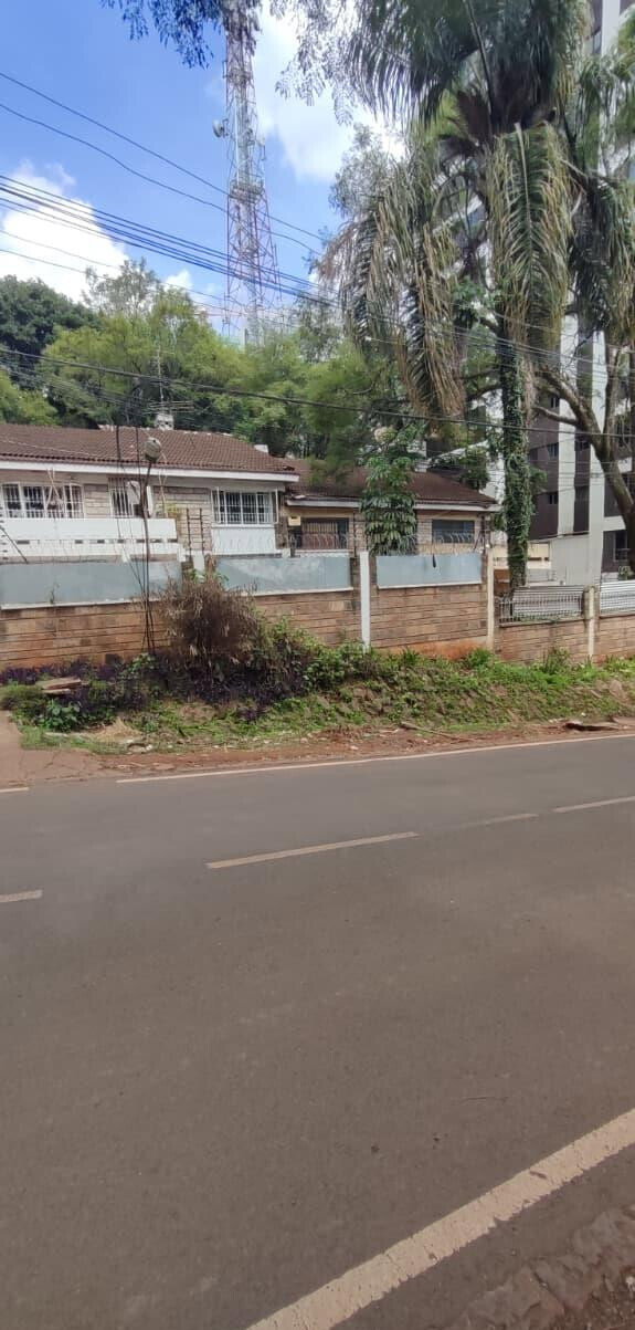 Quarter Acre 4BR Maisonette