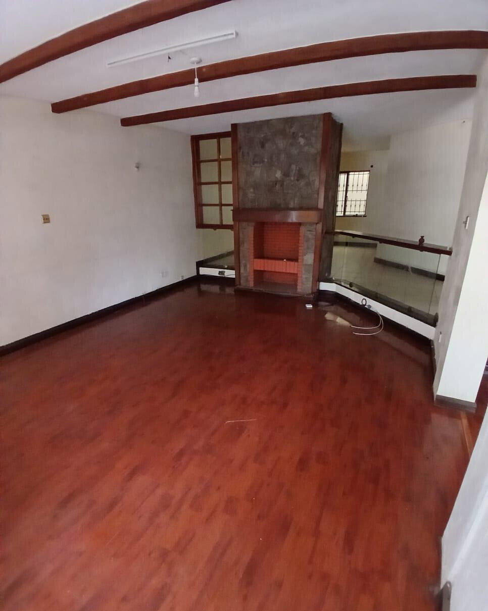 Quarter Acre 4BR Maisonette