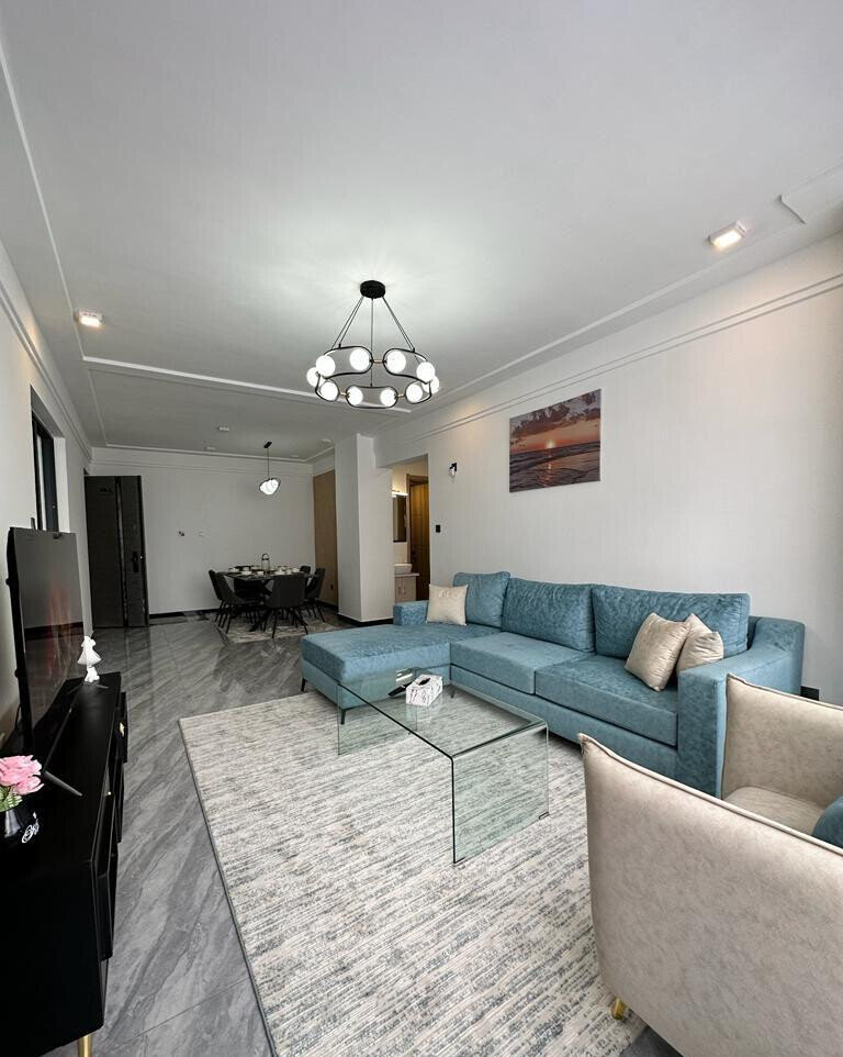 6-Bed Private Lift Villa with Pool & Courtyard - Lavington