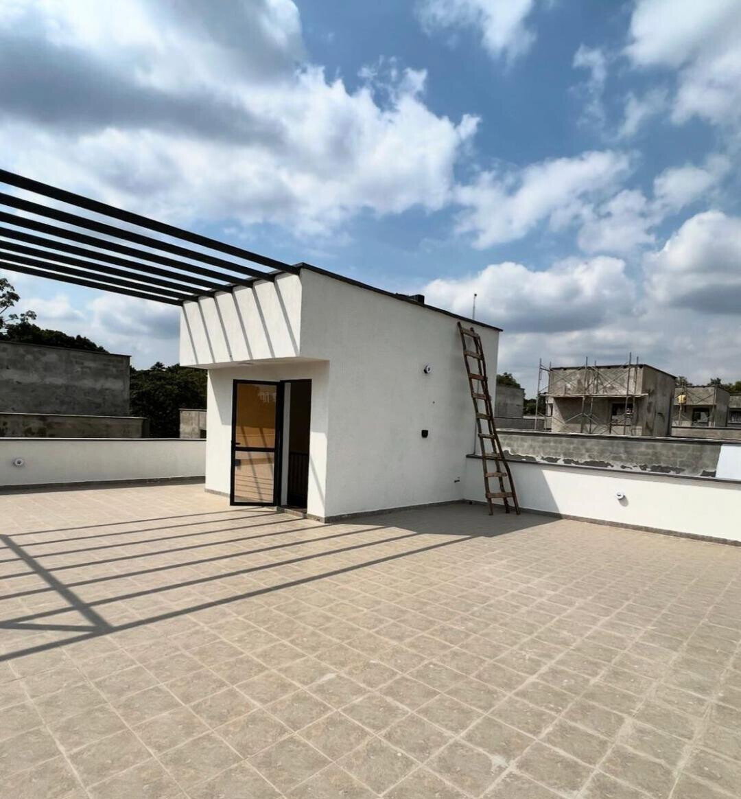 New 4-Ensuite Townhouse with Rooftop Terrace - Lavington